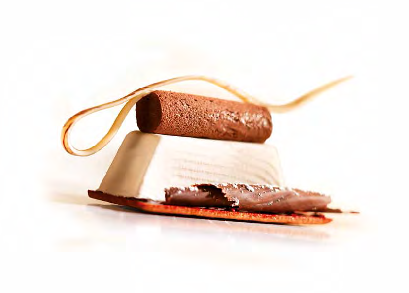 CIOCCOLATO FINEST SELECTION Per ciascuna varietà del cioccolato da copertura Finest Selection, il nostro maestro miscelatore ha creato una miscela esclusiva con fave di cacao