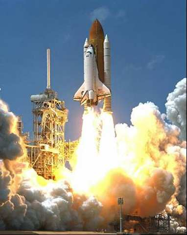 Space Shuttle (1/5) Sistemi di propulsione a solido e a liquido E il più potente