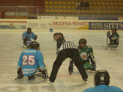 due squadre, e la Lombardia fanalino di coda, avendo perso entrambi gli incontri precedenti. A Merano l Armata Brancaleone scende in campo concentrata e decisa ad avere la meglio.