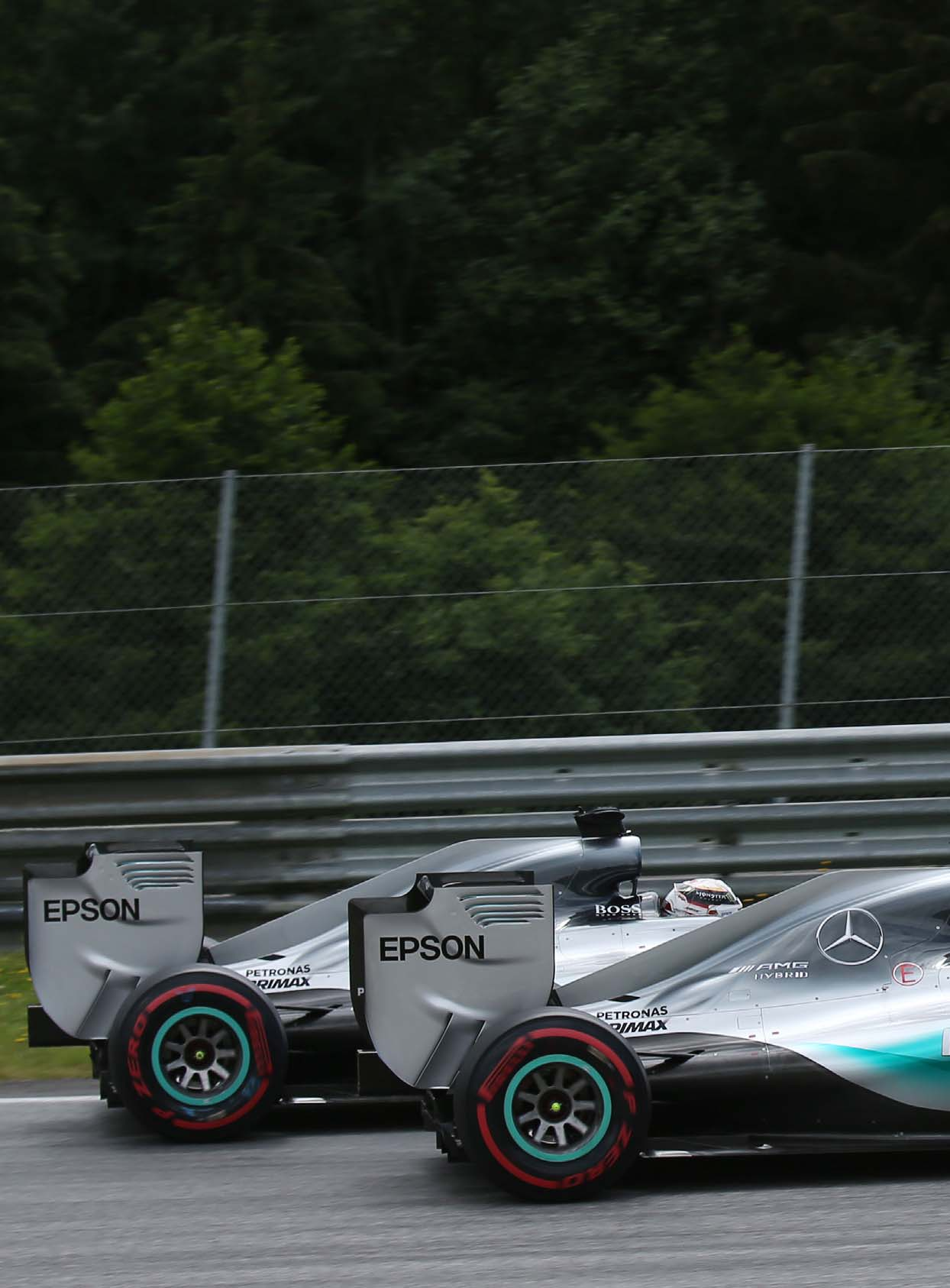 GP AUSTRIA Mercedes Stefano Semeraro Nico Rosberg sta migliorando. «Sì, sento che è migliorato il mio rendimento in gara, e questo mi fa felice perché è qualcosa di cui avevo bisogno».