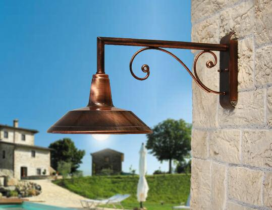 Rustica LIBERTI LAMP Creazioni Luce NERO GOFFRATO E VARIANTI A R La collezione è disponibile ESCLUSIVAMENTE in nero goffrato e varianti.