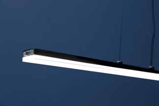 LUCI/LIGHT The Bathroom Collection LINEAR SOSPESO L2029 - LINEAR SOSPESO Lampada led da soffitto in acciaio inox, plexiglass satinato ed alluminio brillantato.