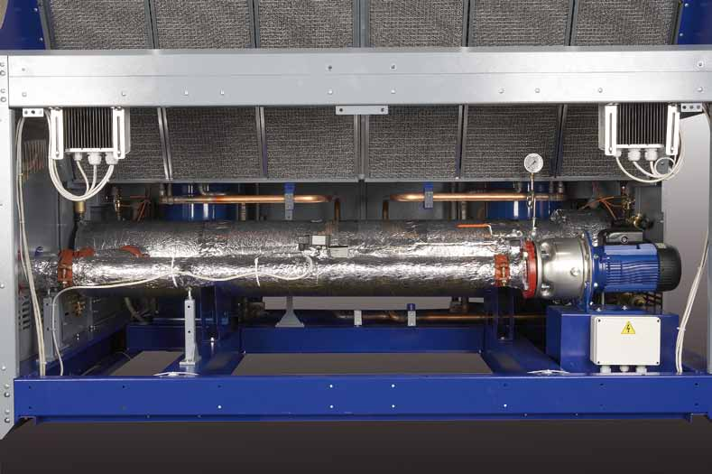 Condensatori aria e ventilatori I condensatori ad aria modulari sono stati realizzati per contenere la minima quantità di gas e sono dotati di un circuito di sottoraffreddamento necessario per