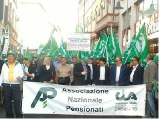 Oltre mille i pensionati iscritti all'anp-cia, arrivati da Abruzzo, Lazio, Marche, Molise, Umbria e Toscana, ai quali si sono aggiunti delegati provenienti da ogni regione.