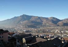 in fase di definizione TRENTO: POVO: VIA GABBIOLO: RIF TN162: in posizione tranquilla proponiamo ampio e luminoso duplex, a primo livello: cucina abitabile con balcone, sala da