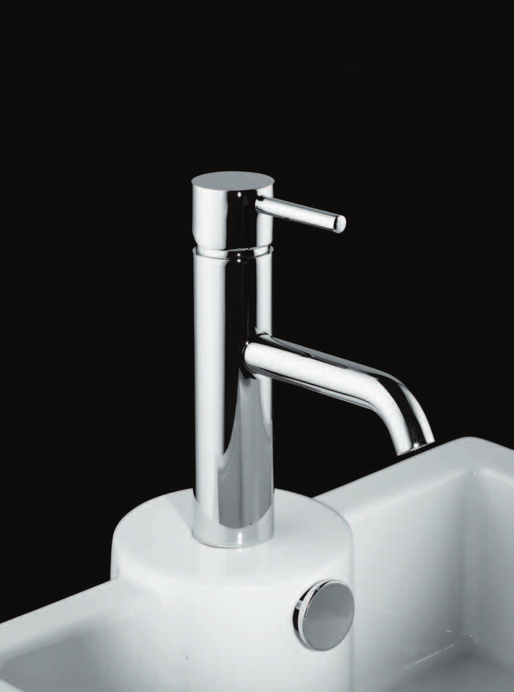 SL 0100 STILO SL 0200 80 SL 0100 Miscelatore monocomando lavabo Single lever wash basin