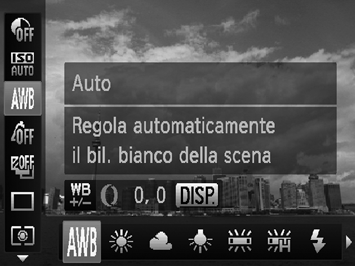 La funzione Bilanciamento del bianco consente di impostare il bilanciamento del bianco ottimale per ottenere colori naturali che corrispondano alle condizioni di scatto.