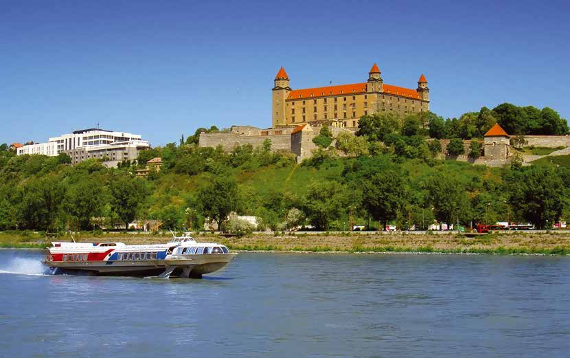 HABSBURŠKA TURA Autobusom: 12.4., 18.4., 1.5.2014. POPUST 150 KN 1. dan: ZAGREB - BEČ Polazak autobusa u 7.00 sati s Autobusnog kolodvora Zagreb (peron 502-506).