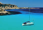 19-24 12-17 07-12 Una Sicilia diversa, per viaggiatori, alla scoperta dei suoi tesori nascosti e del suo splendido mare.