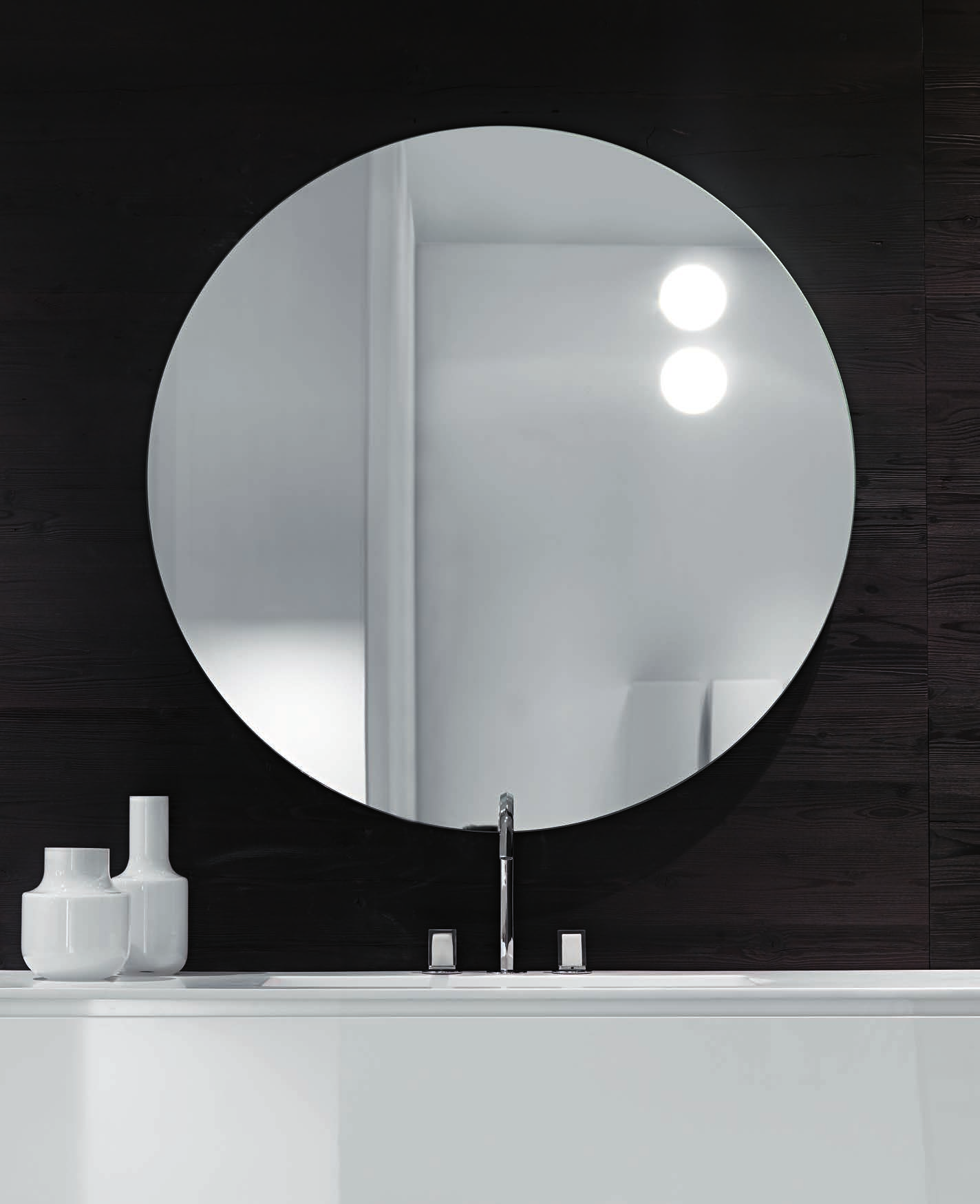 ILLUMINAZIONE E SPECCHI OLED / OLED MIRROS AND LIGHTS SPECCHIO CIRCOLARE CON DOPPIO OLED 078 CIRCULAR MIRROR WITH DOUBLE OLED LIGHTING 079 Falper Design Art. 6T1 DX 6T2 SX Diam. cm 80 Art.