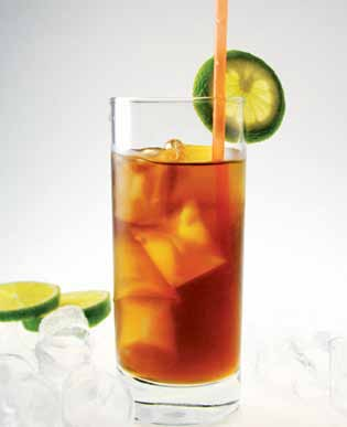 Long drink CUBA LIBRE 5 cl Rum chiaro 12 cl Cola 1 cl Succo di lime fresco Versare gli