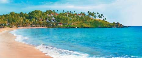 HOTEL KERALA KOVALAM, The Leela La particolarità di questa struttura è la posizione in cima ad un promontorio dal quale si gode di una splendida vista della spiaggia.