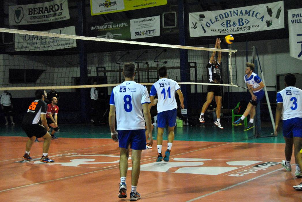 .seguito: cronaca della gara Tecnoace Villanuova vs Volley Sirmione: 3 a 0 L'inizio del set vede il punteggio in equilibrio anche perchè noi partiamo contratti e concediamo qualche errore in