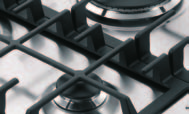 REVERSIBLE TH HOBS The TH series hobs can be installed with the knobs facing either frontally or sideways. Ideal for small spaces.