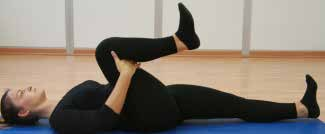 22 Parte pratica ESERCIZI DI STRETCHING Lo stretching (dall inglese allungamento, stiramento) è una