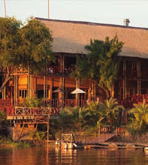 Chobe Marina Lodge Situato sulle rive del fiume Chobe, sulla punta nordorientale del Botswana, questo elegante lodge dispone di un ampia scelta di sistemazioni e organizza safari in 4x4 e in barca