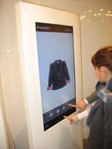 La nuova serie di monitor touch screen è l ideale per le vostre installazioni interattive in musei, fiere, luoghi pubblici, negozi e supermercati.