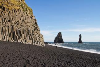 Opzione A: Programma di viaggio Tour del sud, essenza d Islanda Tour guidato di 4 giorni, con 2 pernottamenti fuori Reykjavík P a g.