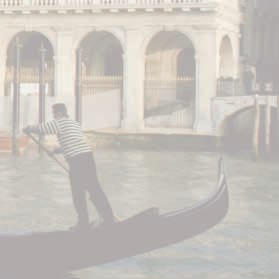 Венеция знаменита во всем мире своей историей, своими каналами, своими гондолами и