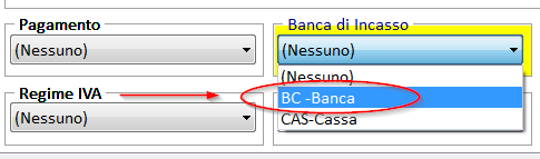 Da qui è possibile selezionare la Banca su cui si vuole riceve il pagamento (se non è presente guardare l apposita guida su come inserirla) Cliccando sulla