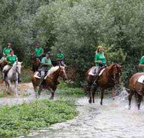 Ristoro a metà percorso Ore 12,00/12,30 - Rientro Ore 13,00 -