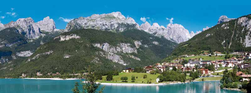 Come raggiungerci Passo TONALE DIMARO CLES BOLZANO MADONNA di CAMPIGLIO BRESCIA TIONE SPORMAGGIORE CAVEDAGO FAI PONTE ARCHE ANDALO MOLVENO MEZZOLOMBARDO MEZZOCORONA TRENTO ROVERETO VERONA IN MACCHINA