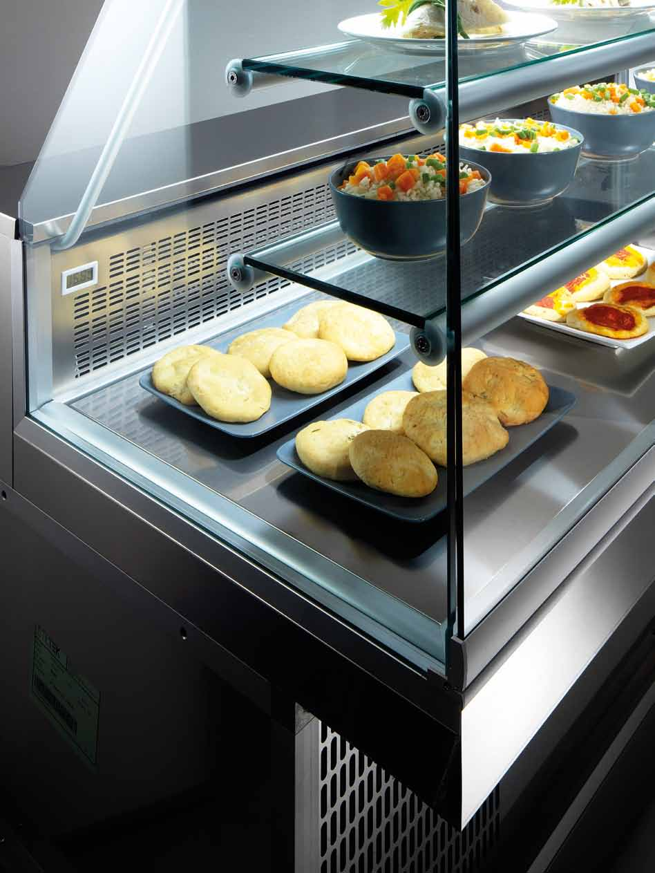 350 240 WITHOUT REFRIGERATOR/FREEZER 1000/1250/0/2000 350 240 WITH REFRIGERATOR/ FREEZER 1250/0/2000 VETRINA DISPLAY Piano caldo a secco applicabile sia nella versione neutra che in quella