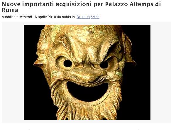 Da oggi venerdì 16 aprile al Museo Nazionale di Palazzo Altemps a Roma, è possibile vedere la statua di Dioniso dal malinconico sorriso e la maschera di Papposileno dal ghigno beffardo.