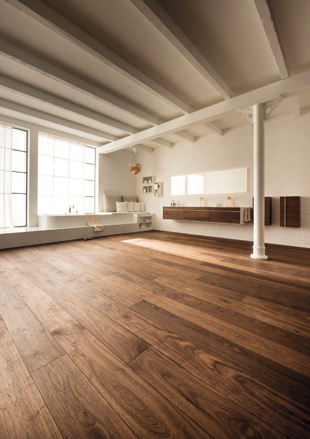 Arredo bagno e sanitari Bauwerk Parquet di talsee INFORMAZIONI SUI PRODOTTI La tavola unica Villapark colpisce per le sue dimensioni generose di 2100 x 190 mm e uno strato di usura di 2,5 mm.