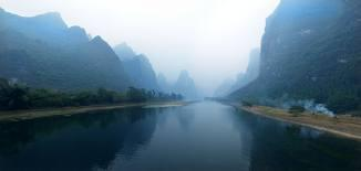 Domenica 23 giugno: PECHINO dopo la colazione, escursione alla Grande Muraglia lunga quasi 6.430 km. la parte che viene visitata è a circa 70 km.