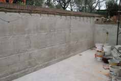 Malta tixotropica antiritiro fibrorinforzata per il ripristino verticale del calcestruzzo, cemento armato ed intonaci a base cemento.