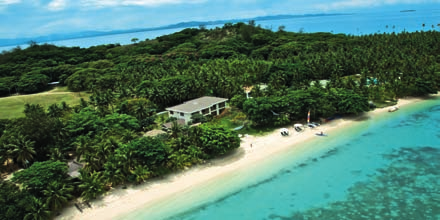 Tokoriki Island Resort Circondato dalla natura incontaminata dell isola più settentrionale delle Mamanucas, il resort offre sistemazioni confortevoli, una prelibata esperienza culinaria e moltissime