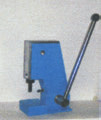 Manual press Extremely simple and versatile table presses to set eyelets and rivets manually.