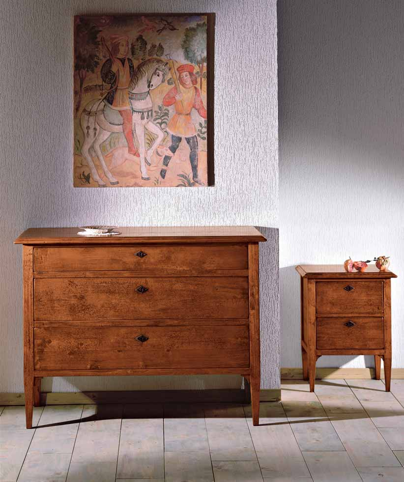 Art. 6222 Como` in legno vecchio Chest of drawers L 126 H 98 P 53