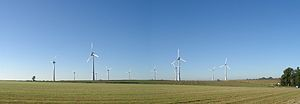 I parchi eolici Un parco eolico è un insieme di aerogeneratori (torri o pale eoliche) localizzati in un territorio delimitato e interconnessi tra loro che producono