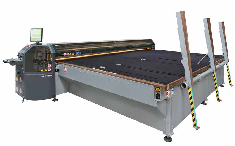 STAND ALONE MACCHINE SINGOLE 511 LAM-S 515 LAMe 520 LAMe 2 1 2 Positioning bridge The positioning bridge, manual for 511LAM-S and automatic for 515LAMe and 520LAMe, helps the glass handling