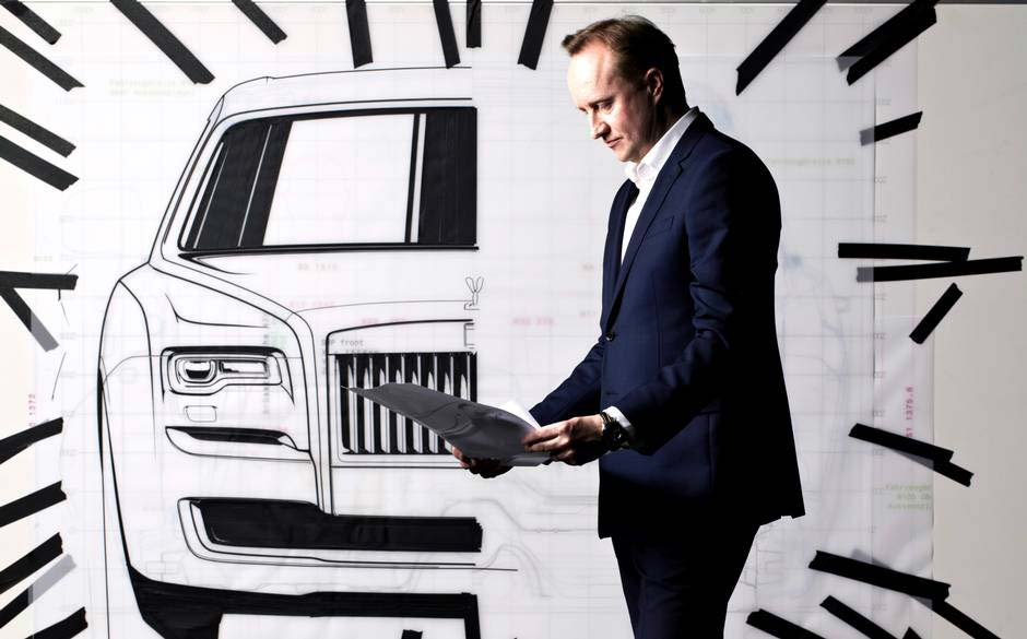 Intervista TAYLOR, ROLLS-ROYCE «IL NUOVO SUV NON È IN CONTRADDIZIONE CON LA NOSTRA STORIA» di Matteo Valenti Dopo l annuncio che Rolls Royce farà il suo primo SUV, o High Body Car come preferiscono