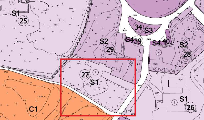 pareti perimetrali dell edificio, utilizzando serramenti con elevate prestazioni isolanti, istallando un impianto centralizzato per il riscaldamento invernale ad altissimo rendimento, ed ottimizzando