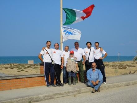 delle attrezzature e dei materiali impiegati nella pesca sportiva, delle varie tecniche di pesca legate al periodo e al luogo (mare - lago - fiume), montaggio canna da pesca e preparazione