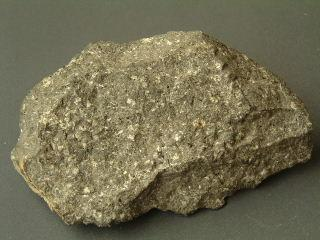 vetrosa (come nell ANDESITE) STRUTTURA MICROCRISTALLINA con cristalli piccolissimi e non riconoscibili STRUTTURA