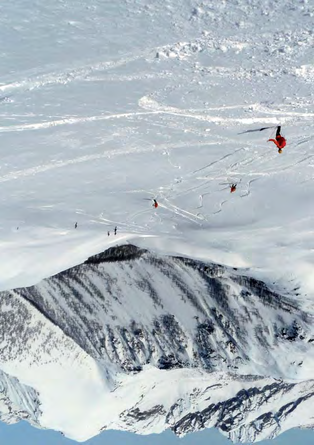 sci alpinismo 12 gennaio 2017 (giovedì) Notturna con sci e ciaspole Monte Muggio Valsassina Disl. 770 mt / Diff. MS 15 gennaio Monte Teggiolo. Val Divedro Disl. 1156 mt / Diff.