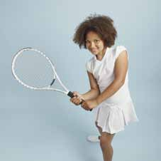 viene fatta basandosi sul criterio dell omogeneità d età e di livello. TENNIS TENNIS ADULTI Tanto tennis per tutte le esigenze e tutti i livelli.