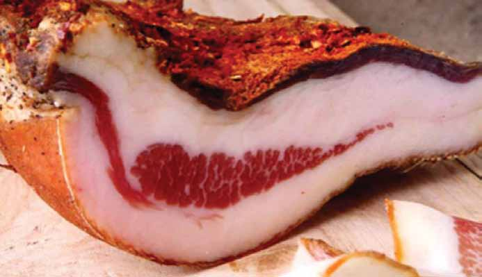 GUANCIALE ARICCINO tipico guanciale aromatizzato al pepe o al