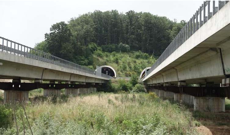 Foto 4 Nuovo viadotto Calore e Imb Nord GN01 Cerreta.