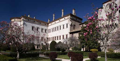 Castello del Buonconsiglio Via Bernardo Clesio, 5 - Trento Orario di apertura 9.30-17.00 Chiuso il lunedì Aperto il16.04 (Pasqua) e 17.04 Castello del Buonconsiglio.