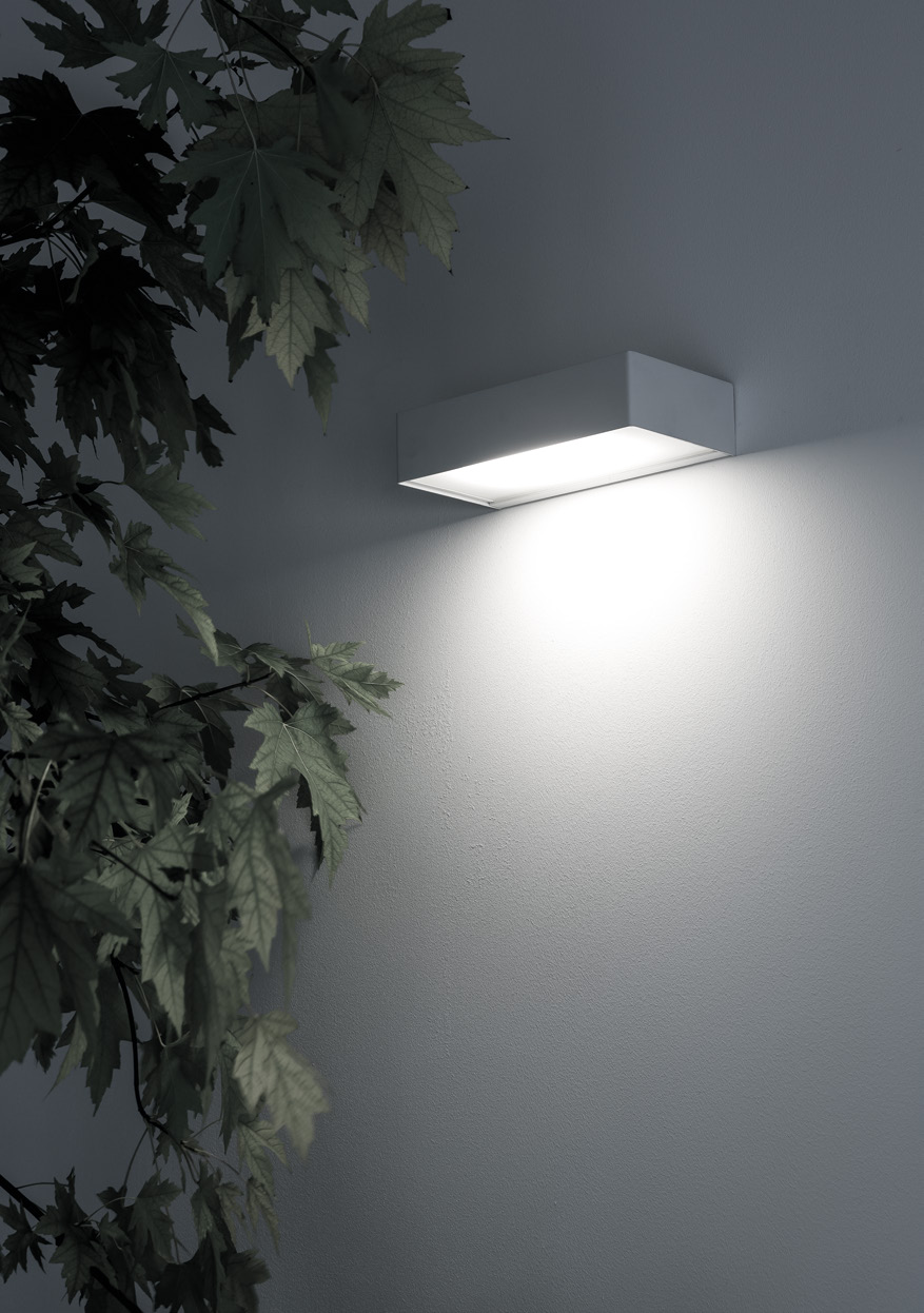JULIET DESIGN 2014 - OUTDOOR WALL LED LAMP - METAL - GLASS 220 / 240 V -