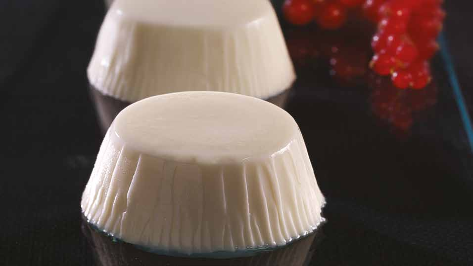 MONOPORZIONI Panna Cotta Classica panna cotta senza salse di decorazione ideale per essere personalizzata.