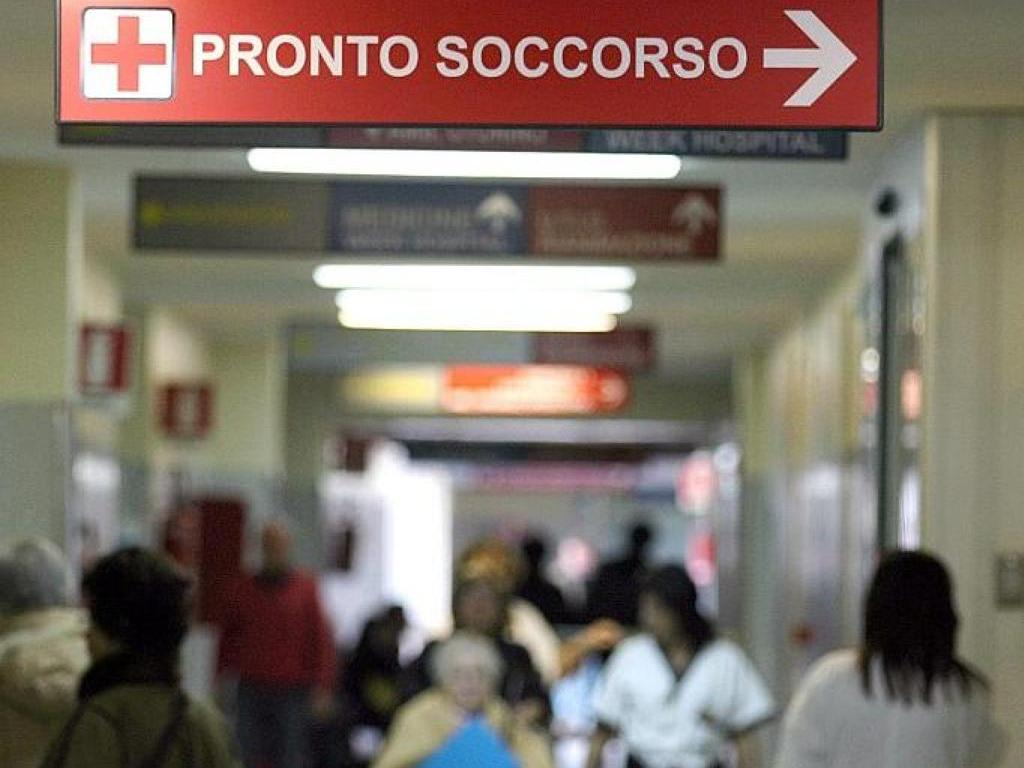 di protezione e formazione al suo utilizzo q Formazione del personale all