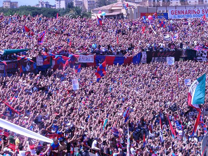 La società rossazzurra è strettamente legata al territorio di riferimento: la città di Catania.