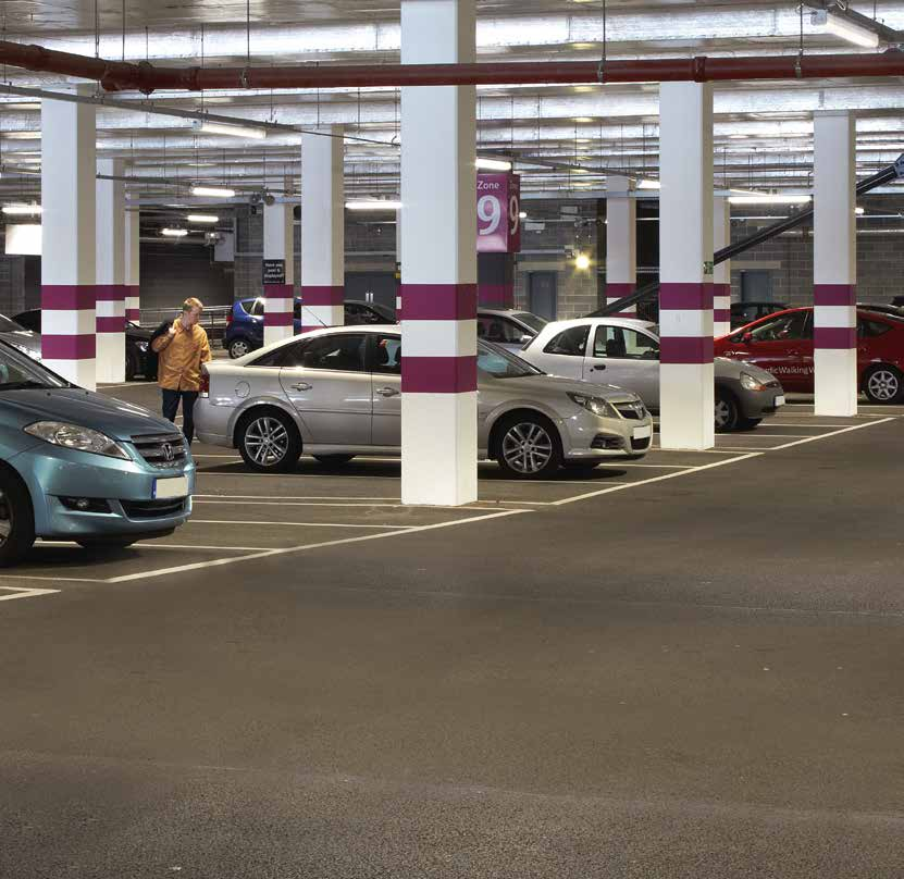 Sistema efficiente, rapido ritorno dell'investimento ExCeL, Regno Unito I nostri calcoli hanno dimostrato che l'aggiornamento dell'illuminazione del parcheggio ha consentito un ritorno